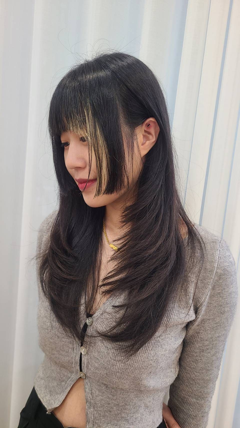 EASE Hair Salon 店長 台北設計師 中山區設計師 JoJo 專業美髮造型照片